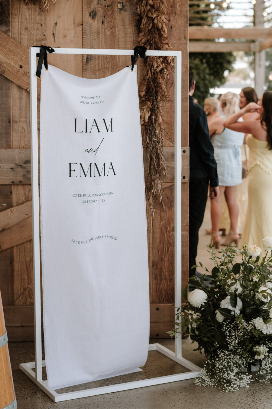 Modern Linen Fabric Welcome Sign